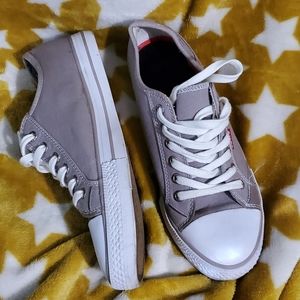 Levi's Canvas Low Top Sneakers